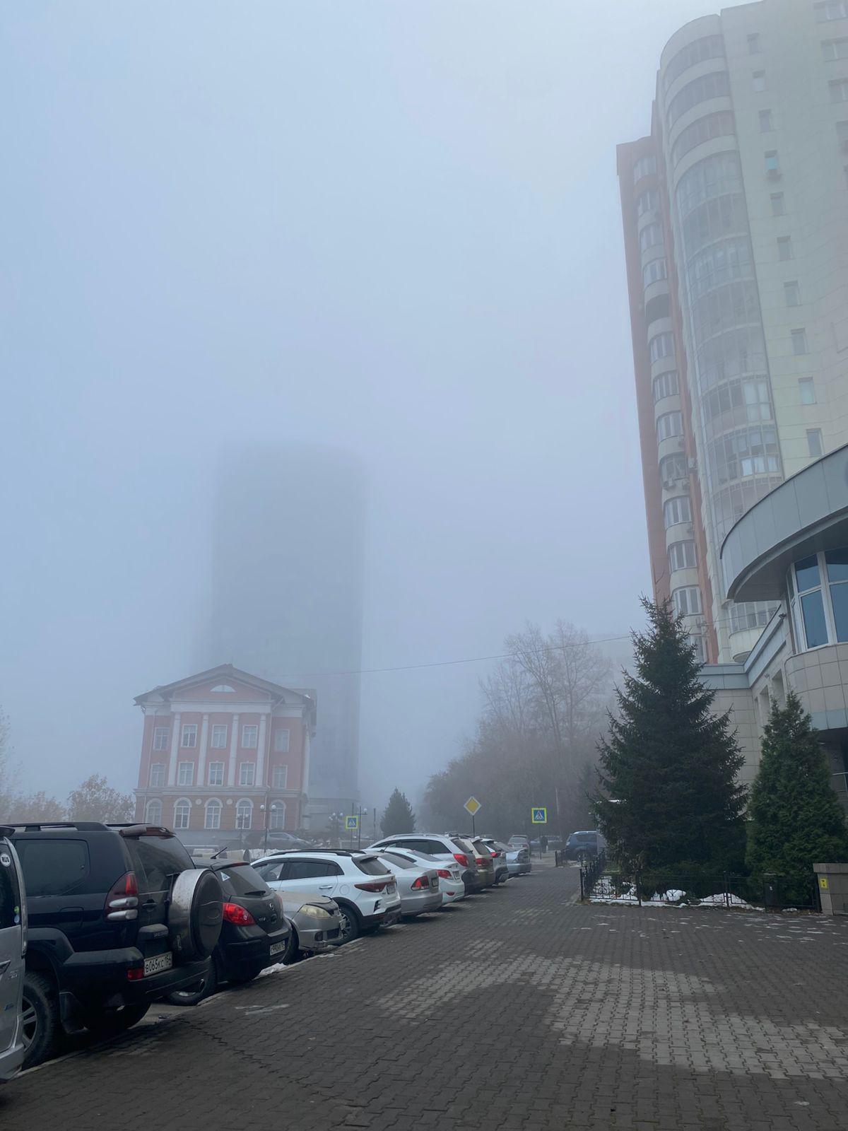 Фото Жители Новосибирска показали фото утреннего тумана 22 октября 6